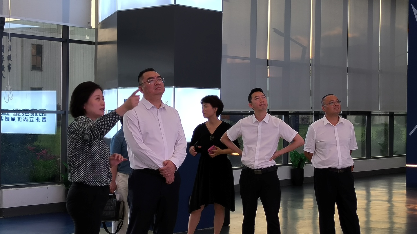 8月10日，安旅集團(tuán)董事長吳宏建到公司調(diào)研3.jpg